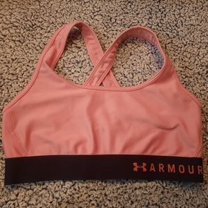 UA sports bra compression medium